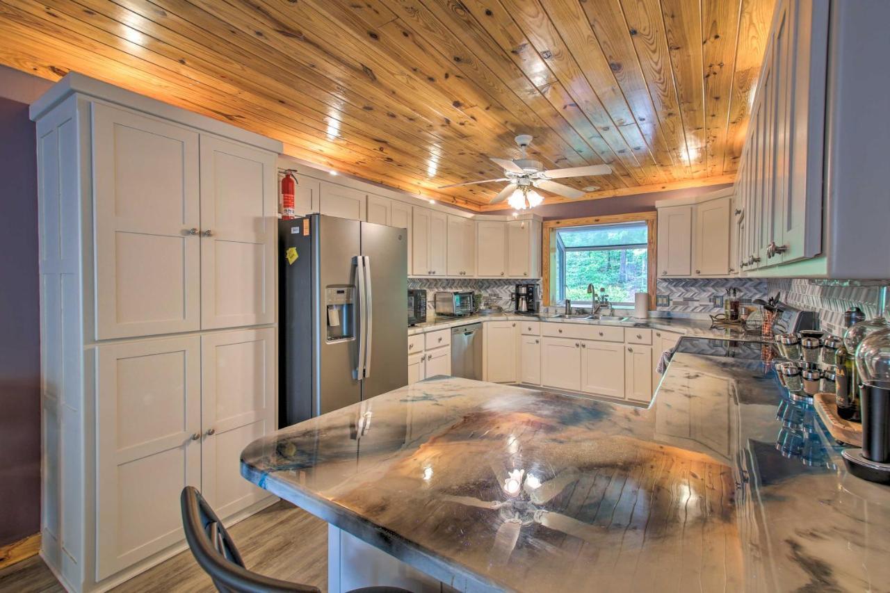 Lakeside Hot Springs Retreat With Kayaks And Boat Dock Hot Springs Village Exterior foto